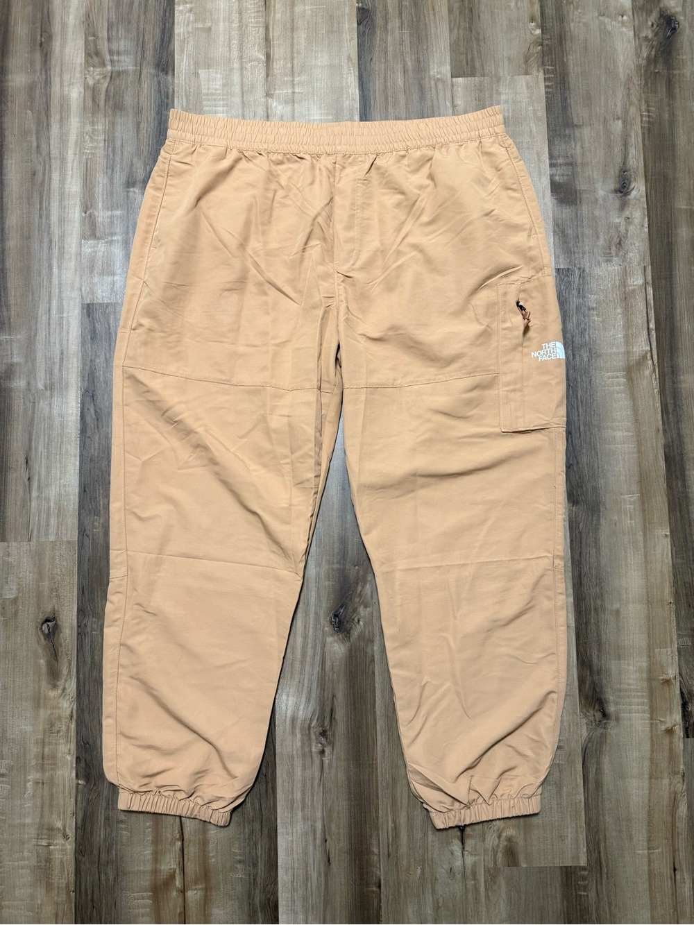The North Face Women’s Tan Elastic Cargo Joggers 2XL